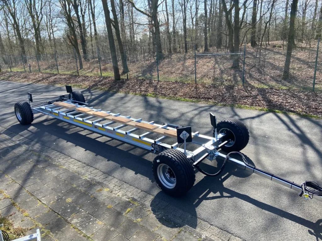 Hafentrailer – 6, 25 oder 40 km/h, Zuladung bis 20 t